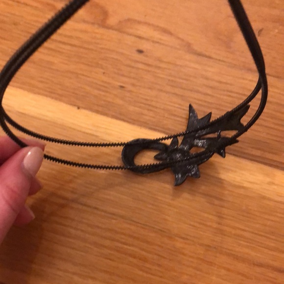 Crystal Embellished Ribbon Headband - Picture 6 of 6